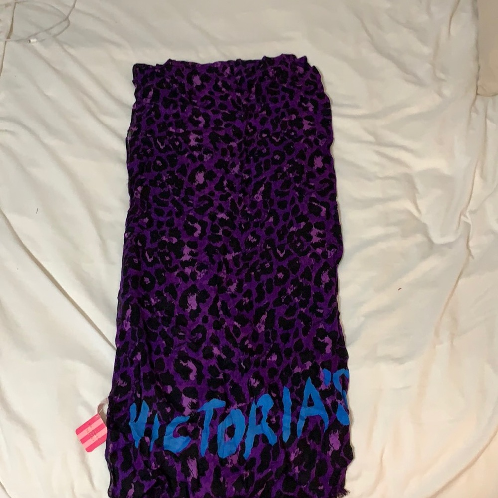 Scarf Victoria’s Secret